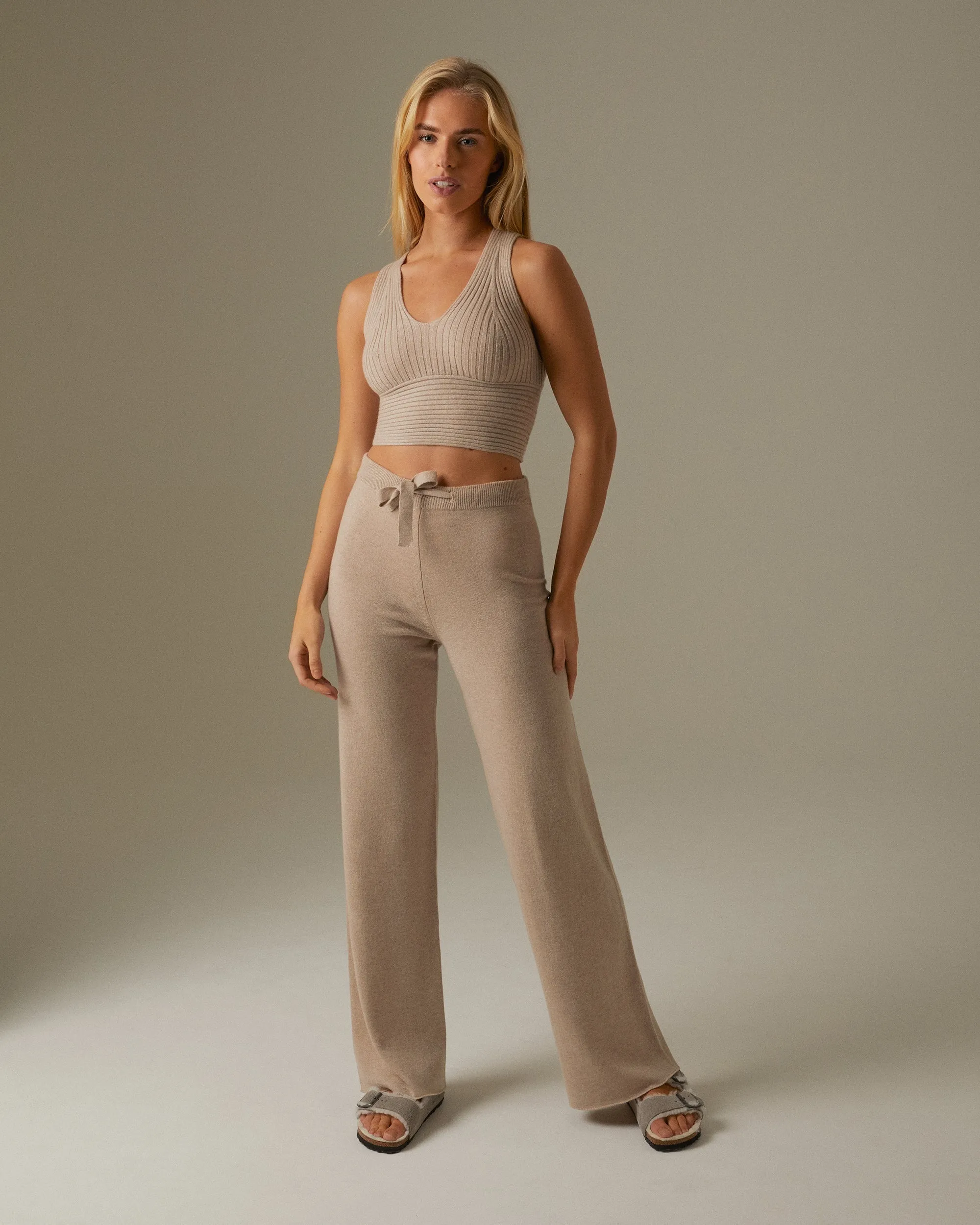 AMAYA | CASHMERE WIDE LEG TROUSERS SAND