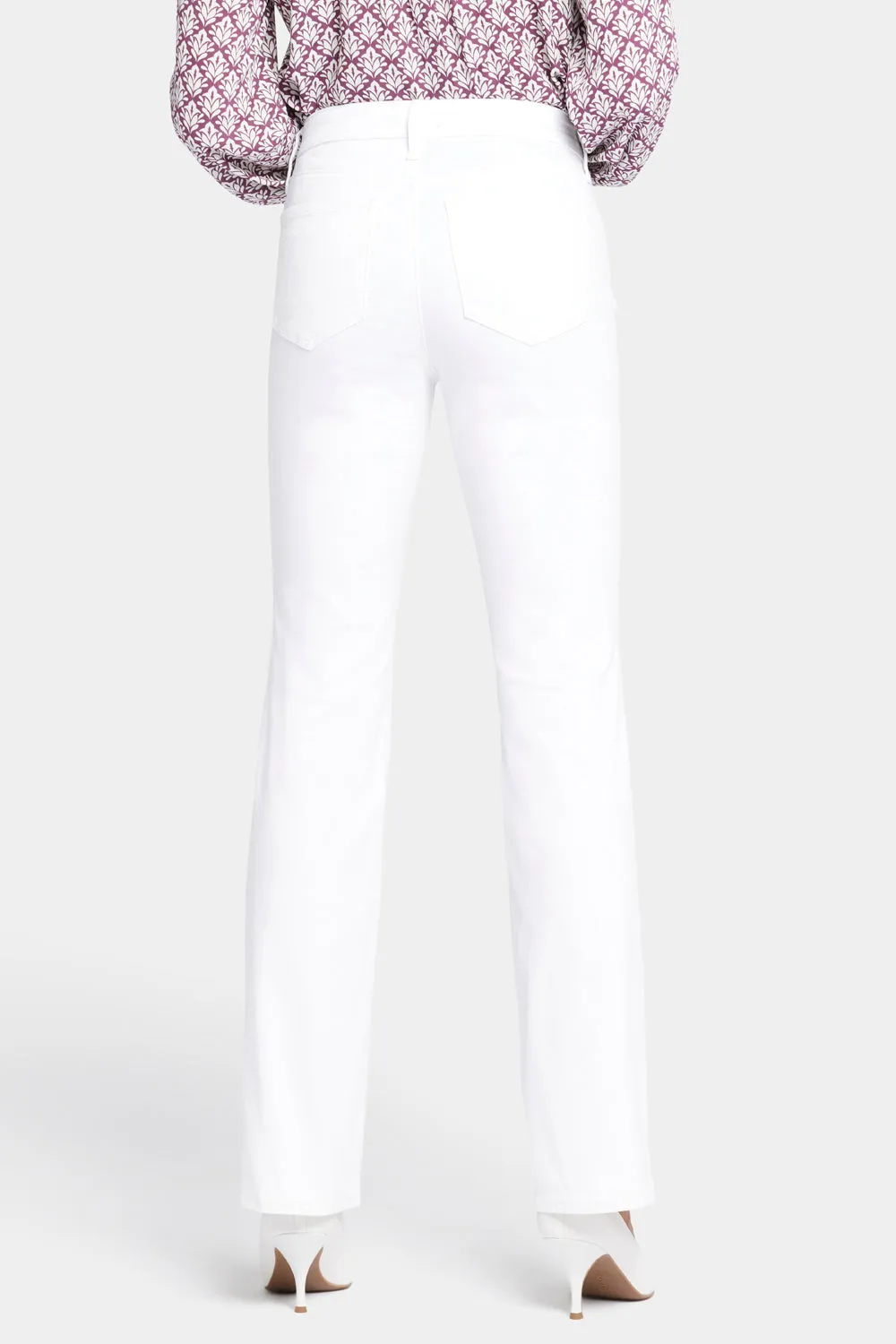 Barbara Bootcut Jeans In Petite - Optic White