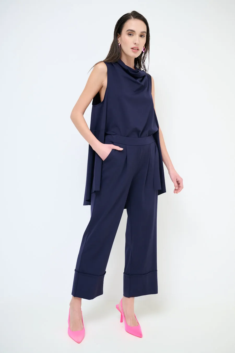 Cropped wide leg cuffed trousers wholesale