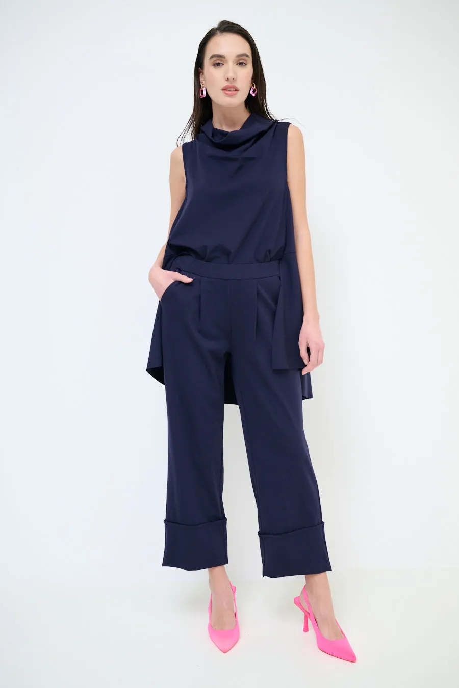 Cropped wide leg cuffed trousers wholesale