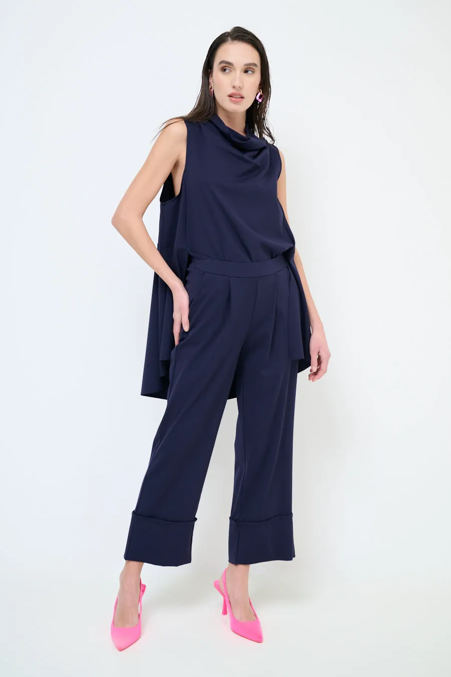 Cropped wide leg cuffed trousers wholesale