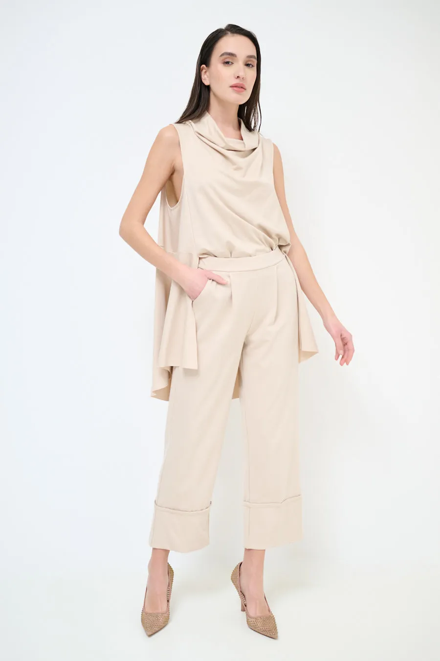 Cropped wide leg cuffed trousers wholesale