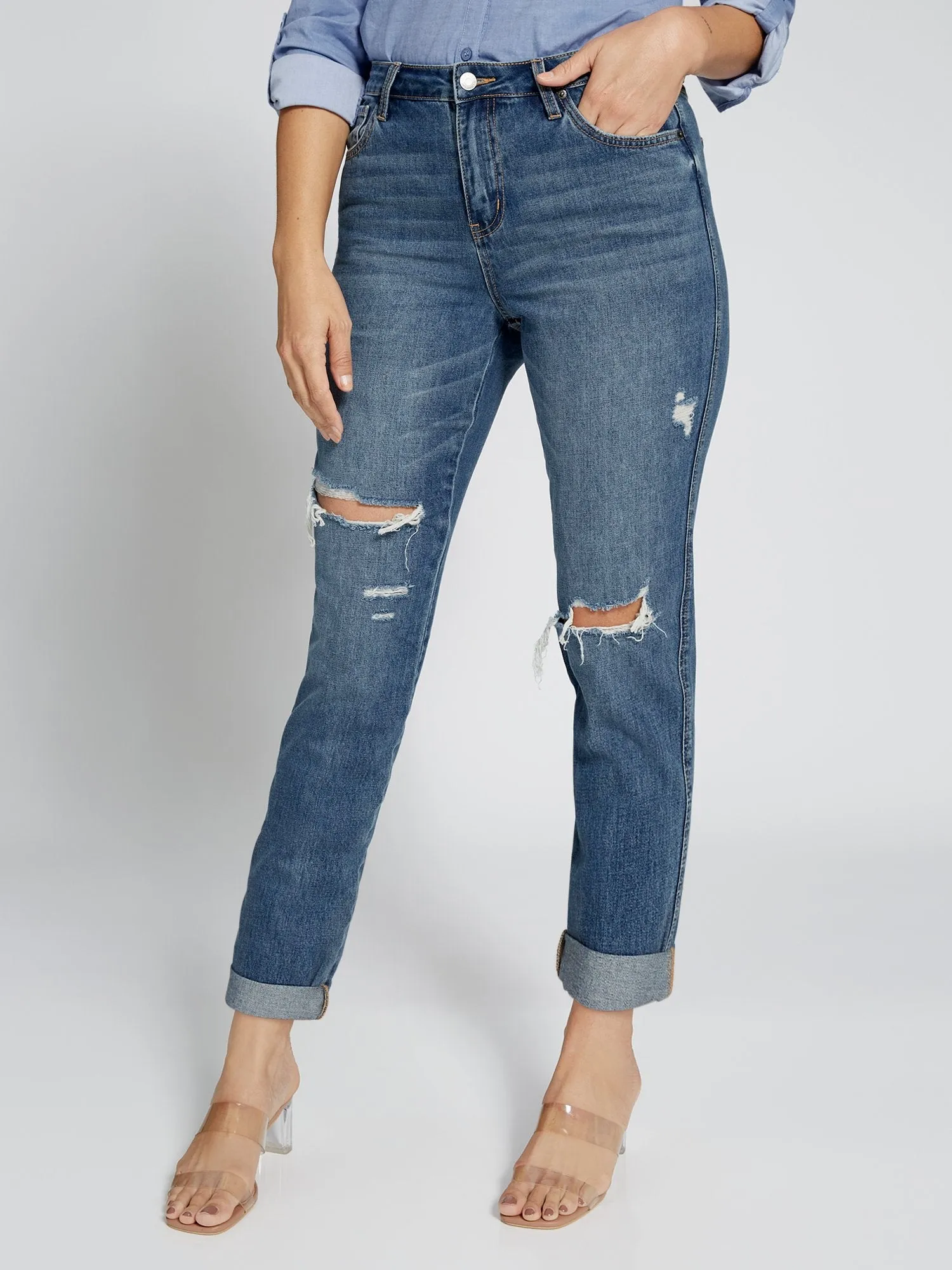 Curvy High-Waisted Boyfriend Jeans - Medium Wash