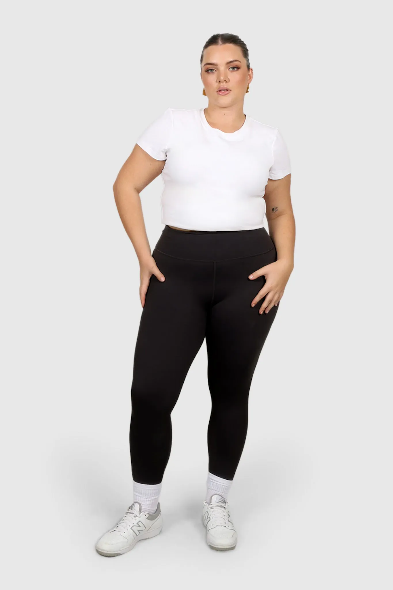 FORM BASE TIGHT 7/8 BLACK