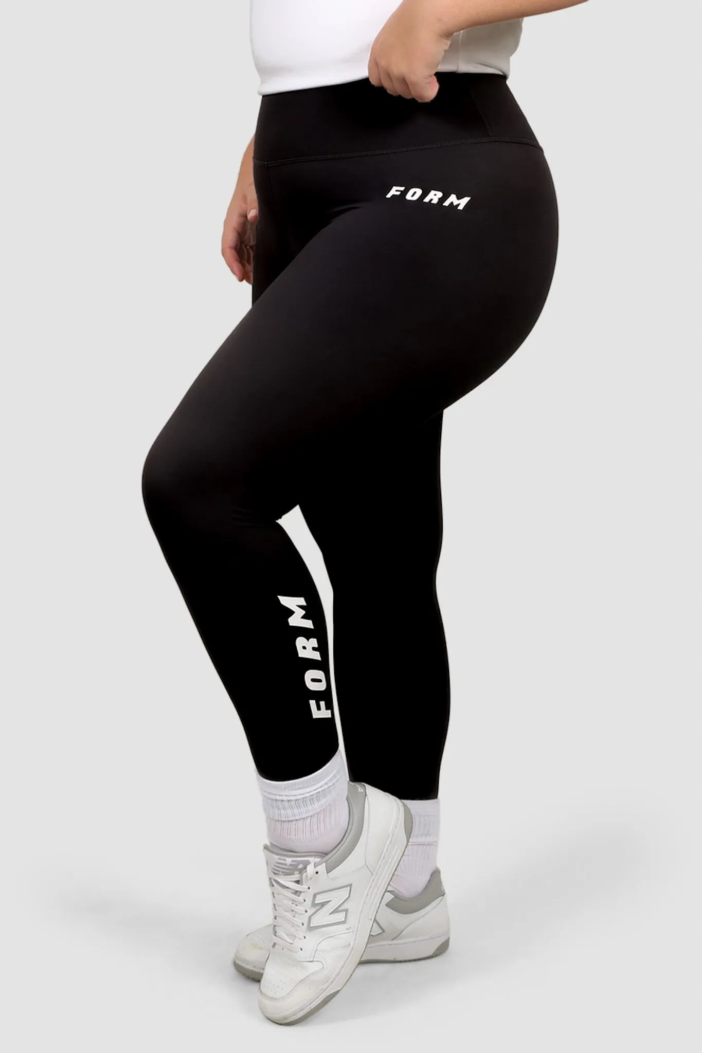 FORM BASE TIGHT 7/8 BLACK