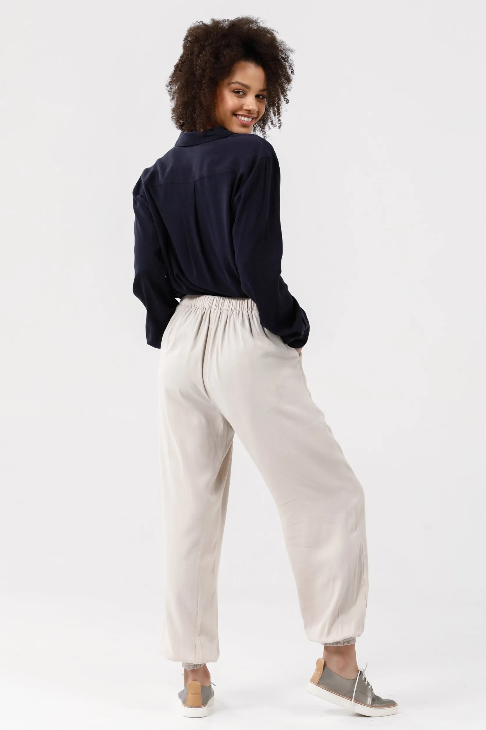 Fossick Pants in Ecru Tencel