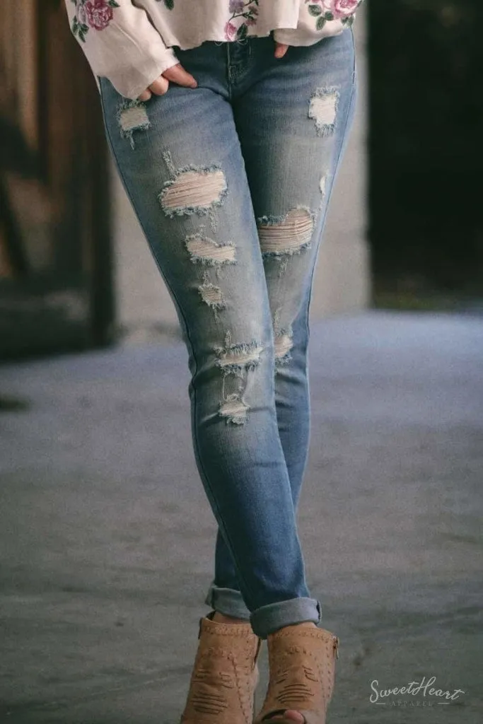 Kiss On The Chic - Distressed Skinny Jeans