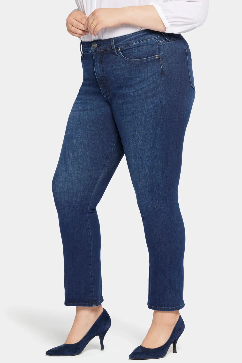 Le Silhouette Slim Bootcut Jeans In Petite Plus Size - Marvelous