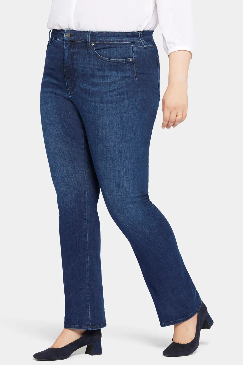 Le Silhouette Slim Bootcut Jeans In Plus Size - Marvelous