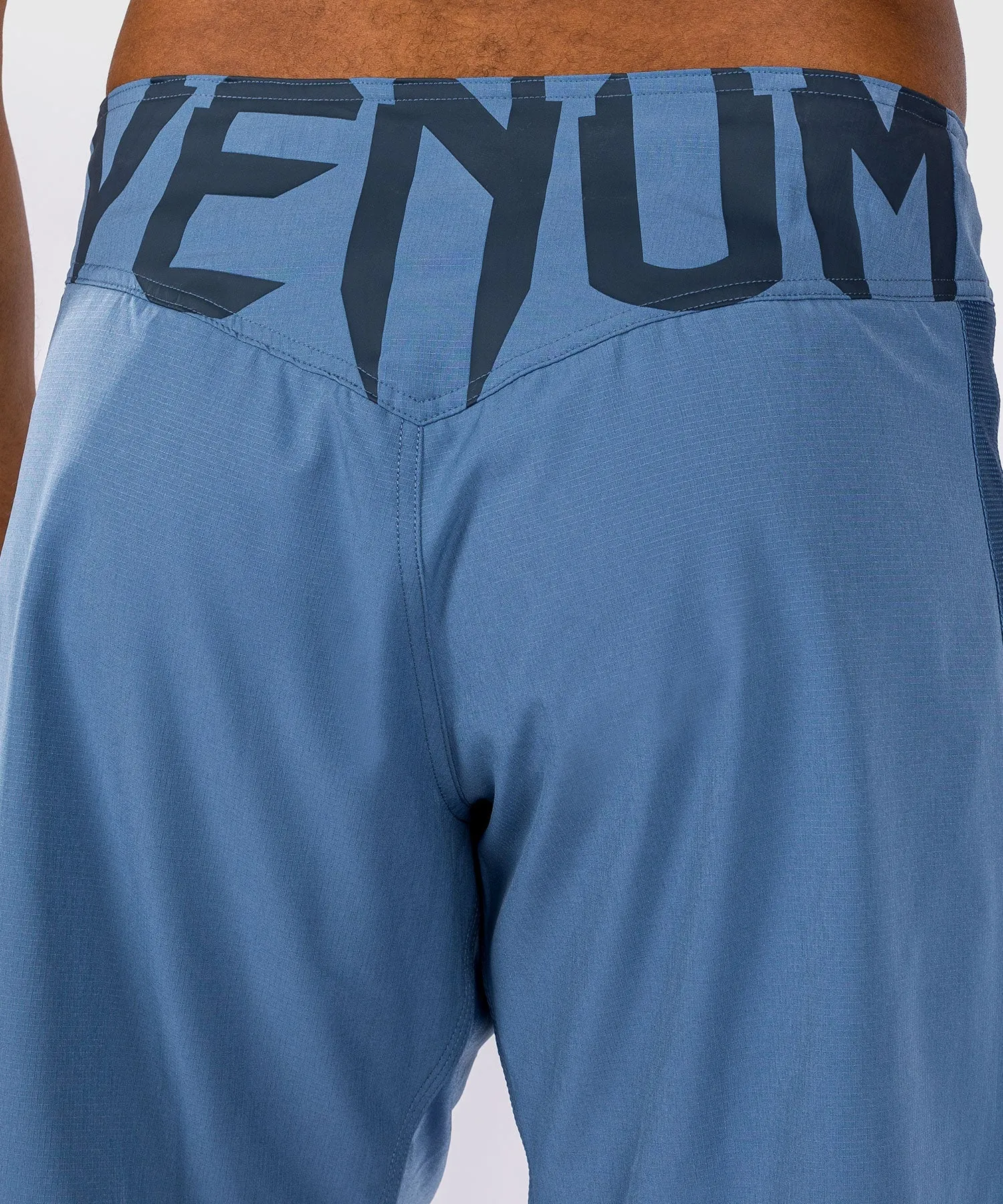 Venum Light 5.0 Fightshort - Blue/White