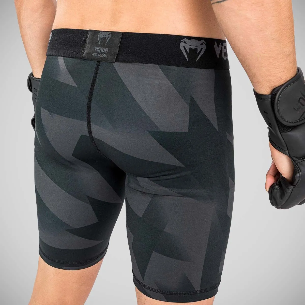 Venum Razor Vale Tudo Shorts Black/Gold