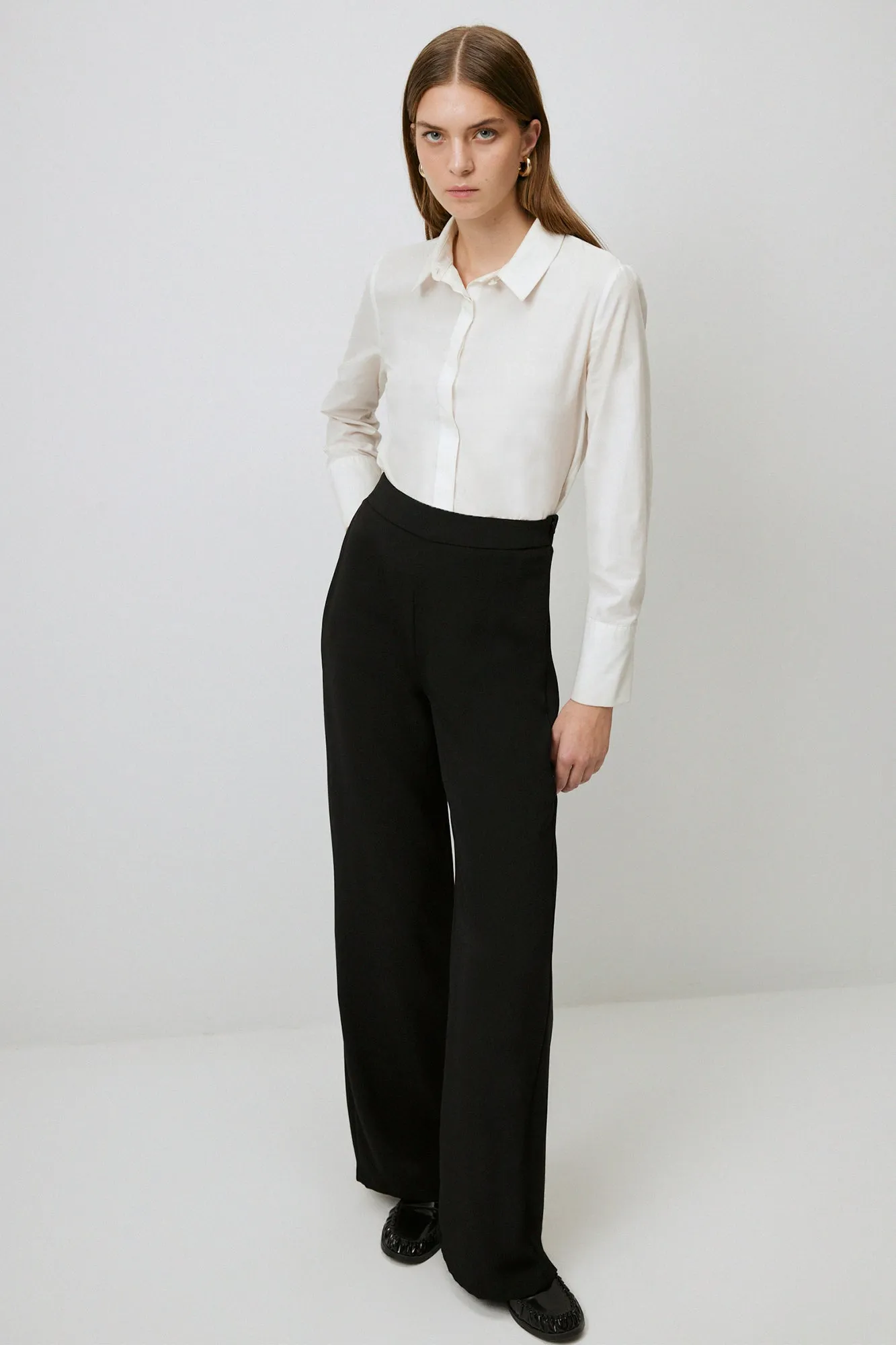 WIDE LEG CREPE TROUSERS WITH SIDE ZIPPER