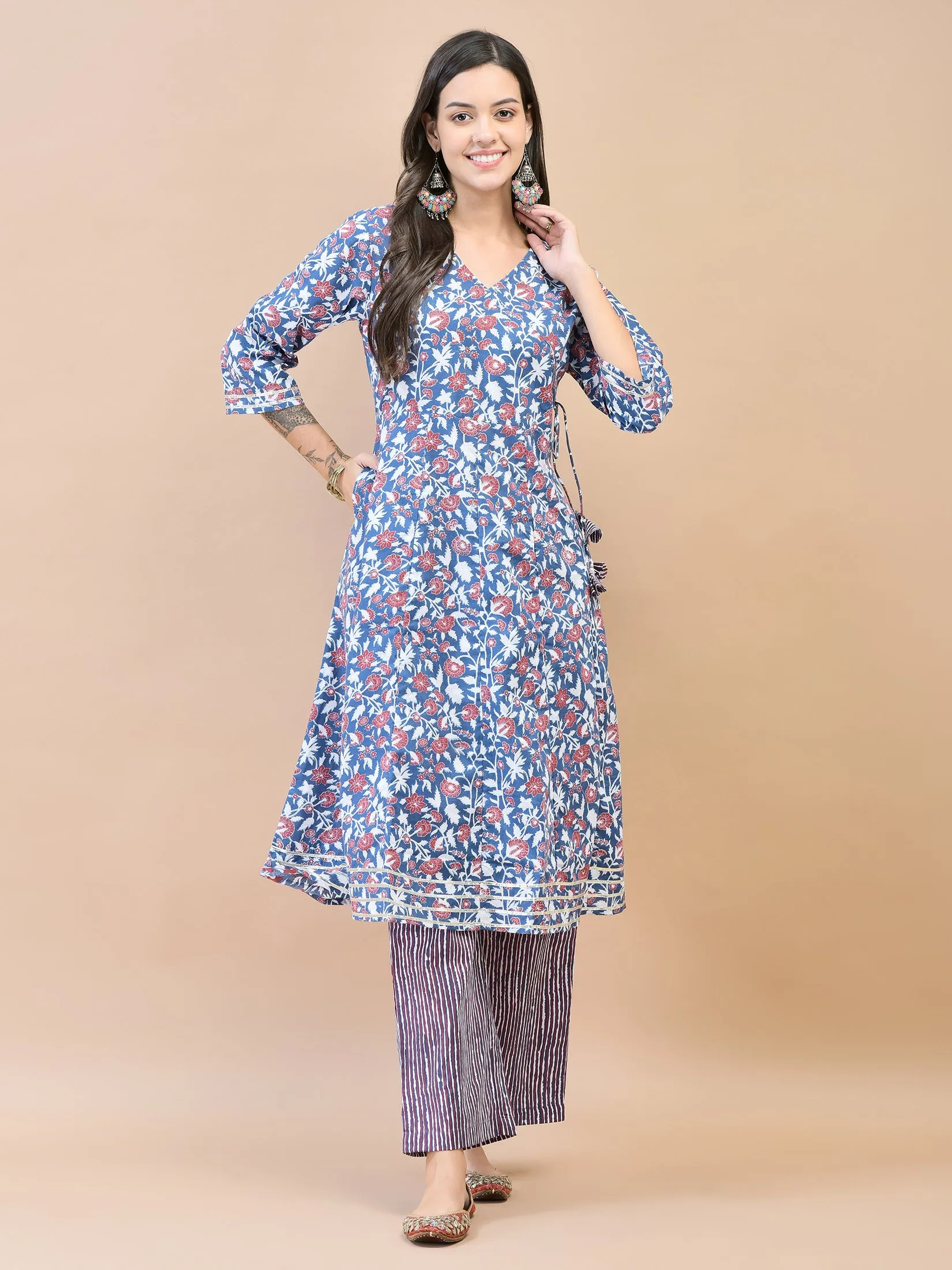 Women Poly Cotton Blue Floral Print Kurta Comfort Pant Dupatta